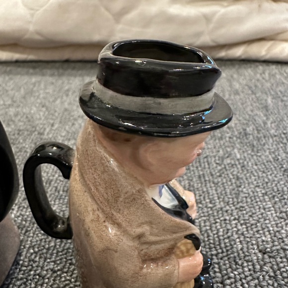 Winston Churchill Toby Jug Set of 2 - Picture 6 of 14